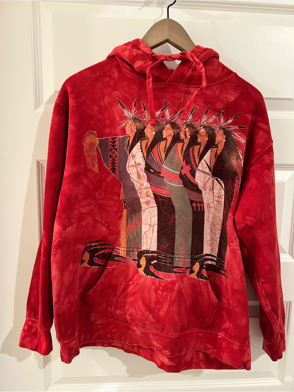 The Mountain Native American Art Vintage Hoodie Red Size M